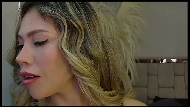 Ammy Castro online show from March 2026 09:22:02 PM