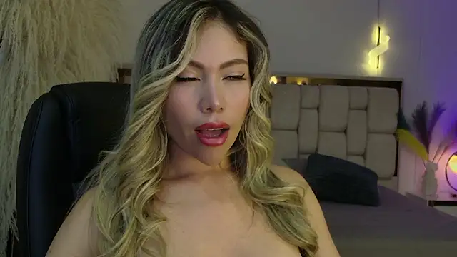 Ammy Castro online show from March 2026 09:21:01 PM