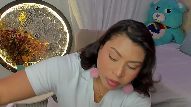 Helleamazing online show from April 2026 03:02:01 AM