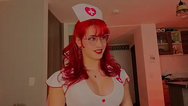 Juliana Saenzz online show from May 2026 05:55:01 PM