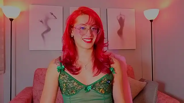 Juliana Saenzz online show from March 2026 10:36:01 PM