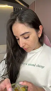 Victoria-And1 online show from December 2025 01:39:01 AM