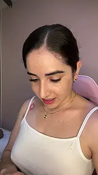 Victoria-And1 online show from December 2025 01:43:01 AM