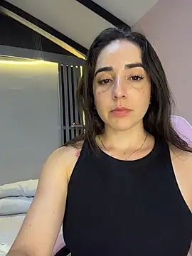 Snapshot of Victoria-And1 chatting on June 2026 01:33:01 AM Victoria-And1 online show from June 2026 01:33:01 AM
