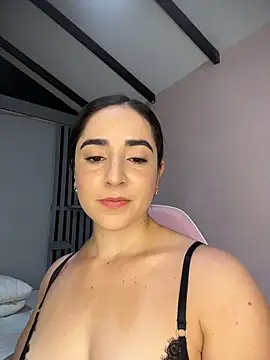 Victoria-And1 online show from March 2026 01:00:02 AM