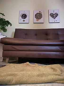 Snapshot of AleezaFrench chatting on March 2025 02:23:01 PM AleezaFrench online show from March 2025 02:23:01 PM