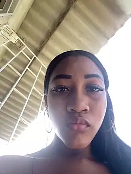 Snapshot of AleezaFrench chatting on February 2025 08:20:02 PM AleezaFrench online show from February 2025 08:20:02 PM