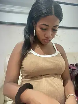 AleezaFrench online show from March 2026 02:07:01 PM