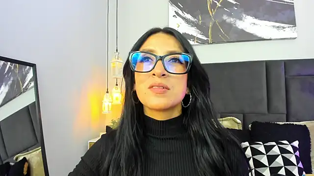 kira moon   online show from March 2026 09:09:01 PM