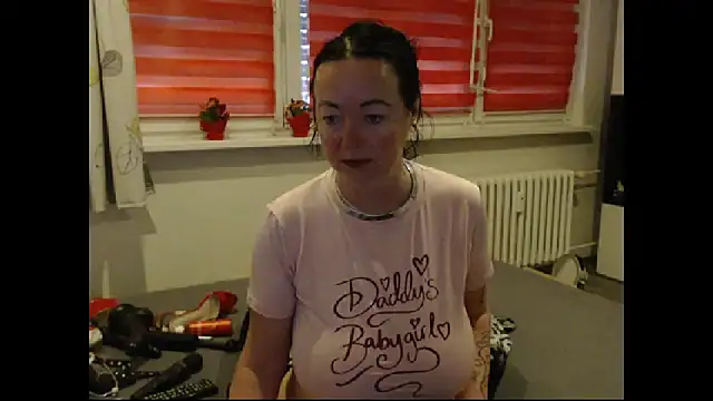 Alexie33 online show from May 2026 07:33:01 AM