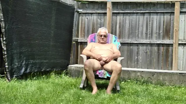Snapshot of ButtCrackShowing-OOPS chatting on July 2026 06:52:02 PM ButtCrackShowing-OOPS online show from July 2026 06:52:02 PM