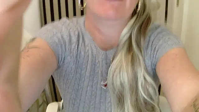 xxNoeliaxx online show from March 2026 08:54:01 AM