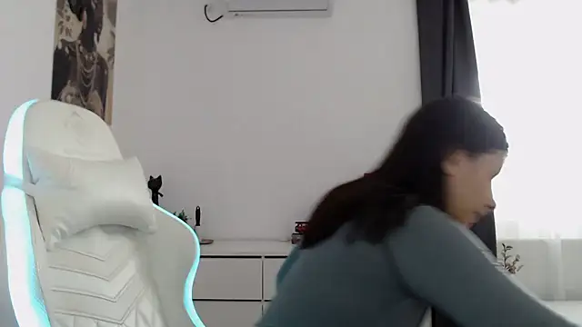 Simply the best online show from November 2025 08:40:01 AM