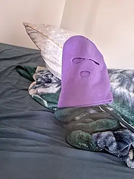 Snapshot of molozeb chatting on October 2025 12:18:01 PM molozeb online show from October 2025 12:18:01 PM