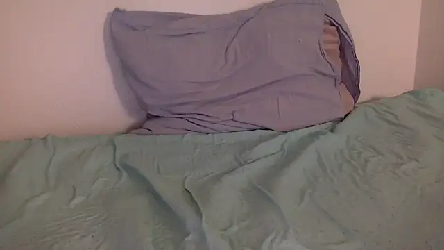 molozeb online show from February 2026 10:15:02 PM