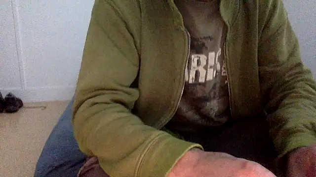 Snapshot of molozeb chatting on October 2025 02:12:01 AM molozeb online show from October 2025 02:12:01 AM