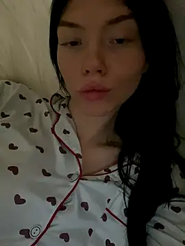 Lisaaa Alisa online show from October 2025 06:45:01 PM