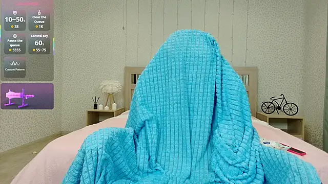 oliviiaa online show from October 2025 11:27:01 PM