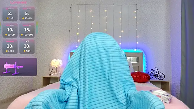 oliviiaa online show from March 2025 02:20:01 AM