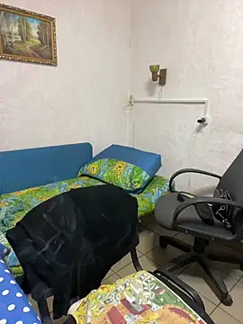 Klio5678 online show from November 2025 08:13:01 PM