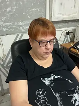 Klio5678 online show from February 2026 09:56:02 PM