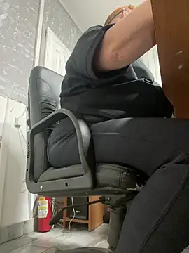 Klio5678 online show from March 2026 06:37:02 PM