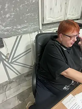 Klio5678 online show from March 2026 06:31:02 PM