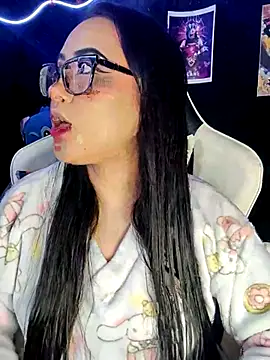 Snapshot of Janna_mnt chatting on October 2025 02:56:02 AM Janna mnt online show from October 2025 02:56:02 AM
