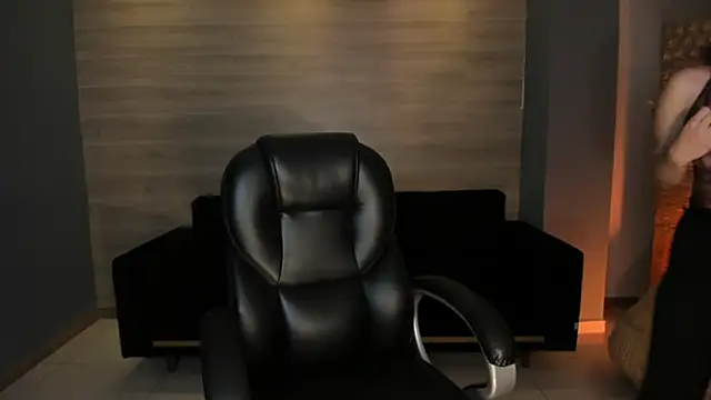 DominiqueVega online show from January 2025 09:09:02 PM