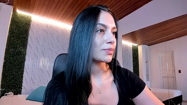 carina rossi online show from October 2025 12:28:01 PM