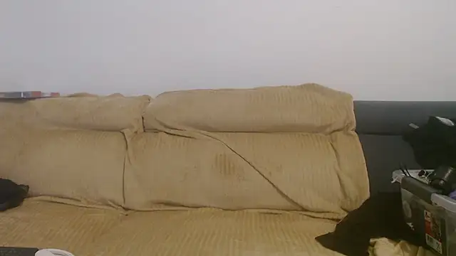 FrancaiseLynne online show from January 2026 05:41:01 PM