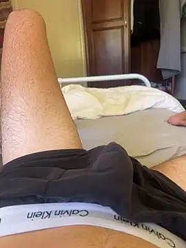 h0rnyguy001 online show from April 2026 12:48:01 AM