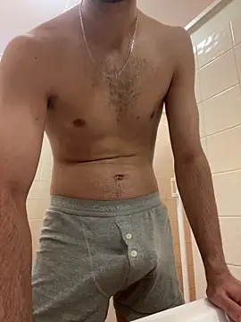 h0rnyguy001 online show from May 2026 02:33:02 AM