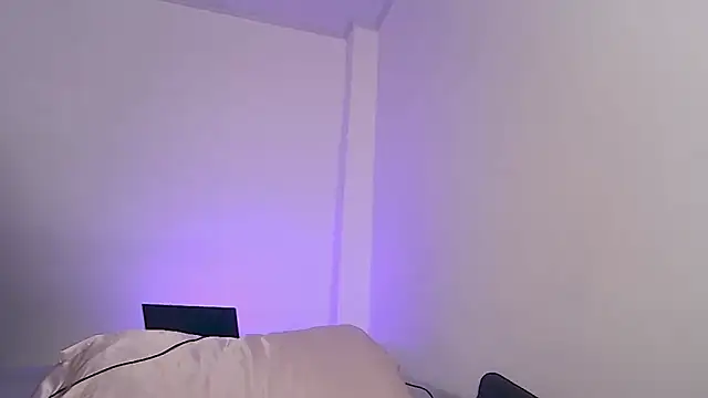 caarlywhitee online show from March 2025 01:27:02 AM