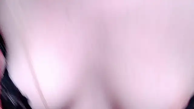 caarlywhitee online show from May 2026 01:35:02 AM