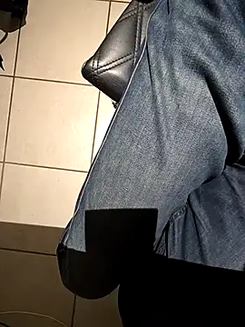 Snapshot of Lorent6969 chatting on March 2026 04:55:01 AM Lorent6969 online show from March 2026 04:55:01 AM