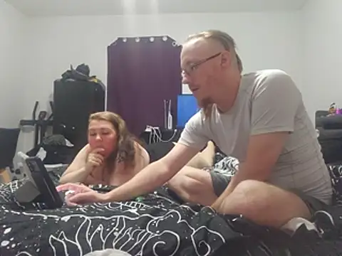 ShowNTellLovers online show from June 2026 04:01:01 AM