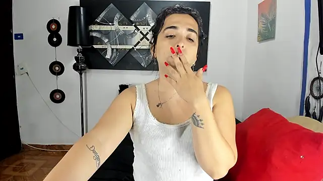 Snapshot of SARAMISHA chatting on September 2025 11:11:02 PM SARAMISHA online show from September 2025 11:11:02 PM