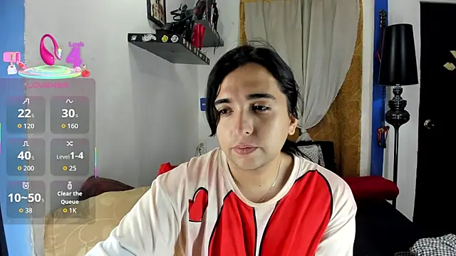 Snapshot of SARAMISHA chatting on October 2025 06:05:01 PM SARAMISHA online show from October 2025 06:05:01 PM
