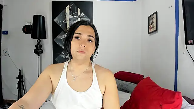 SARAMISHA online show from April 2026 12:34:01 AM