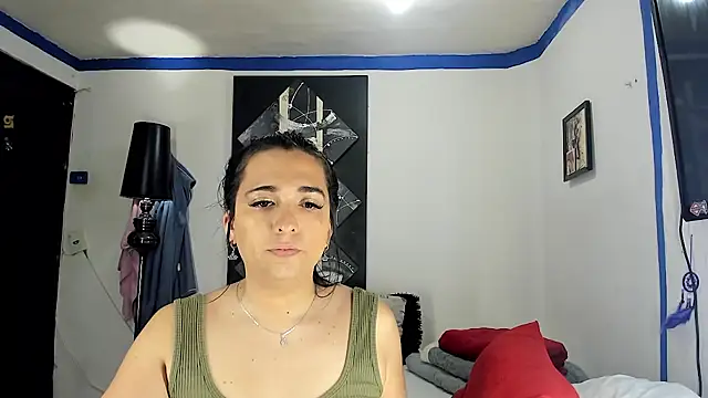 SARAMISHA online show from April 2026 04:45:01 PM