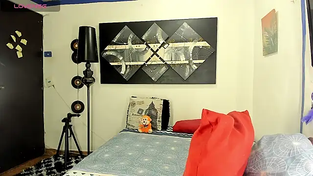 SARAMISHA online show from January 2026 11:36:02 AM