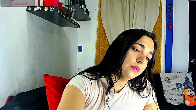 SARAMISHA online show from March 2026 09:15:02 PM