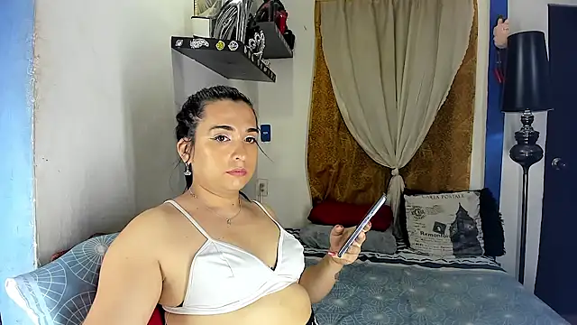 SARAMISHA online show from May 2026 09:46:01 PM