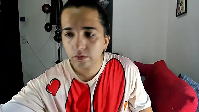 SARAMISHA online show from May 2026 04:43:01 PM
