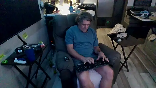 lateniter online show from April 2026 01:51:01 AM