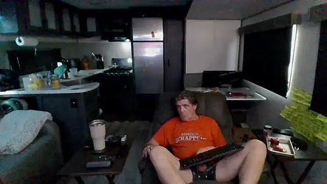 lateniter online show from February 2026 11:38:02 PM