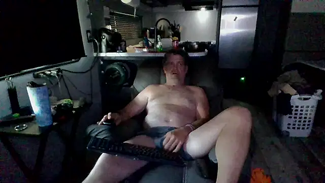lateniter online show from May 2026 10:49:01 PM