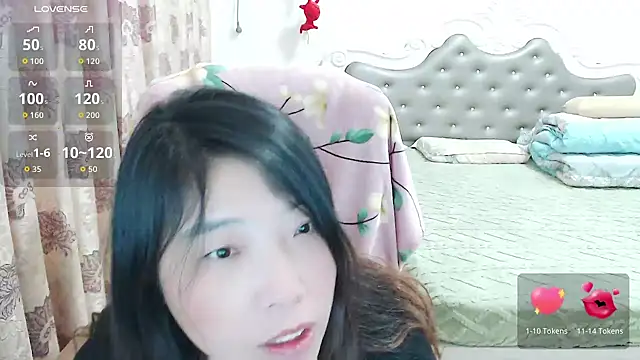 Snapshot of -Shirleyni_ chatting on December 2025 02:01:02 PM -Shirleyni online show from December 2025 02:01:02 PM