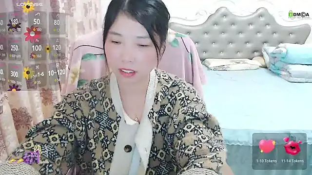 Snapshot of -Shirleyni_ chatting on November 2025 03:34:02 PM -Shirleyni online show from November 2025 03:34:02 PM